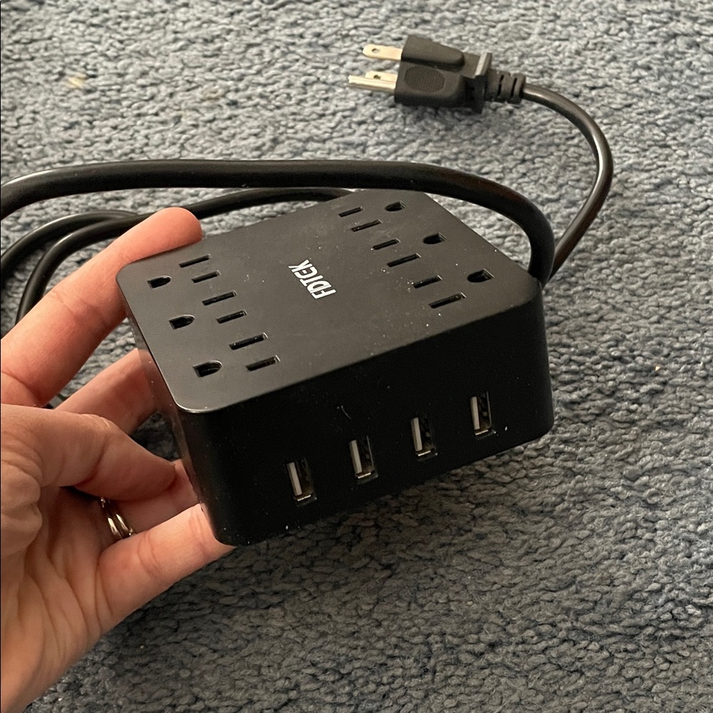 Power Strip with USB Ports